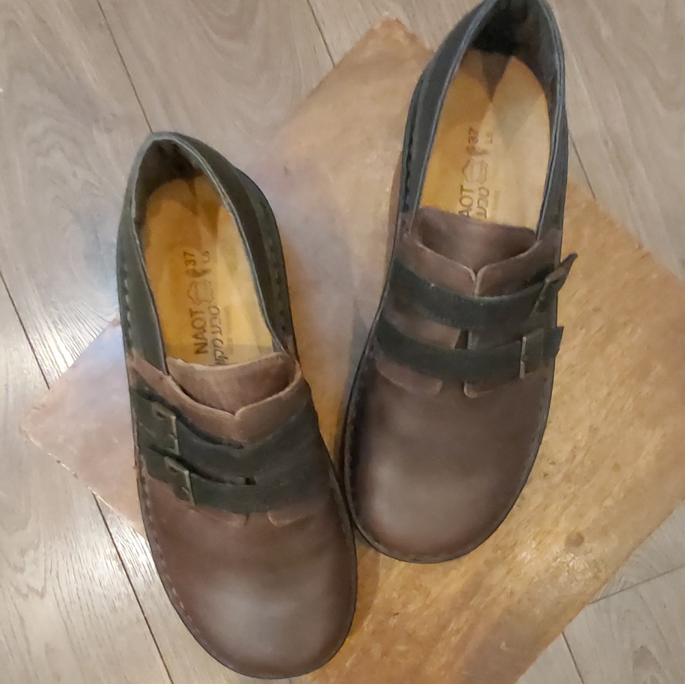 Naot Celesta leather shoe
